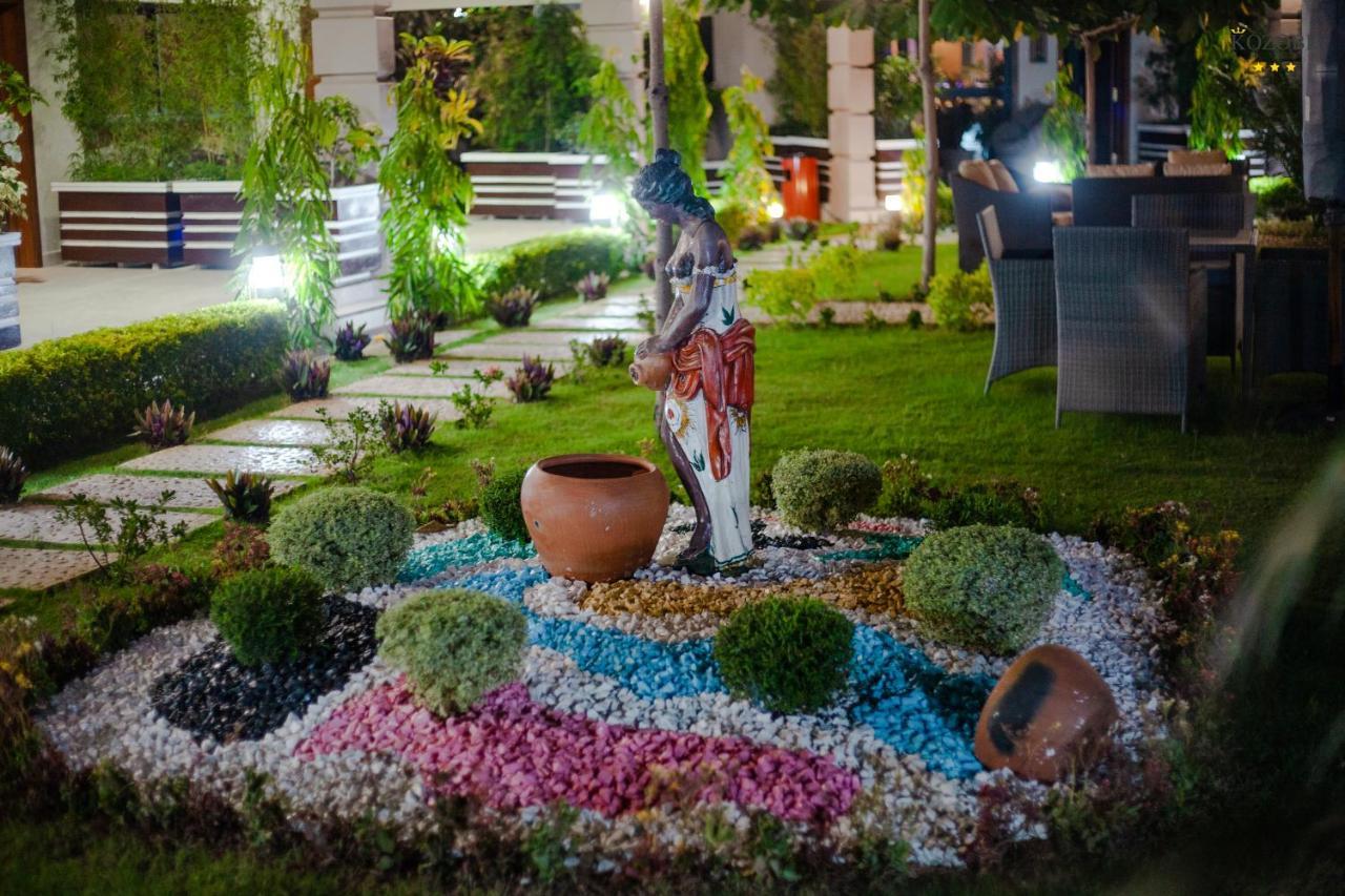 Kozobe Hotel Ambilobe エクステリア 写真