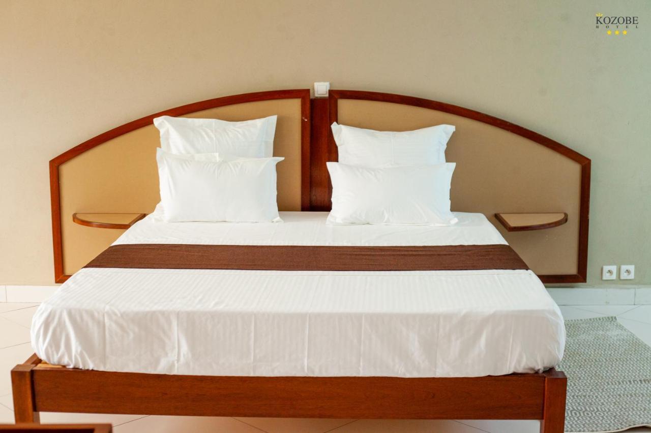 Kozobe Hotel Ambilobe エクステリア 写真
